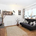 아파트 Alpina By Interhome Aschau Im Zillertal